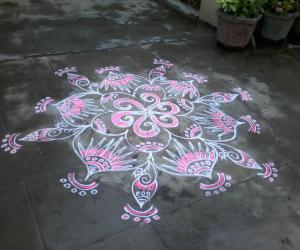 Rangoli: Pink beauty!